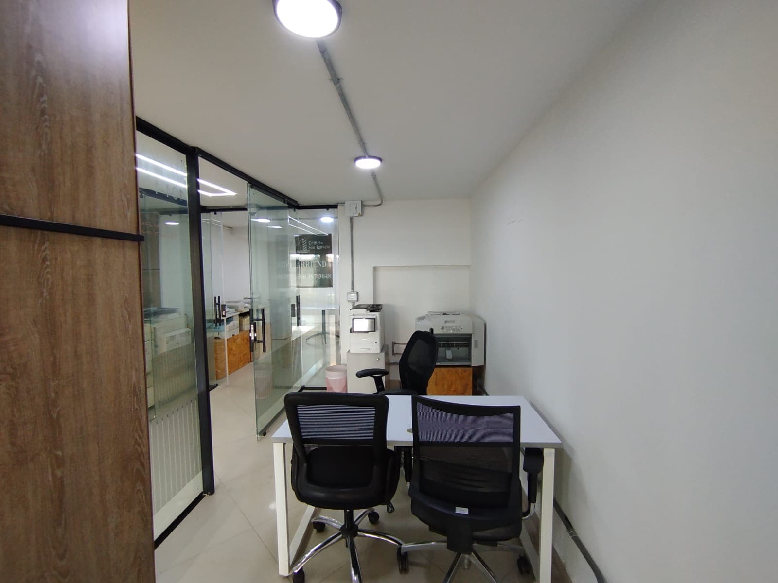 Oficina en arriendo en Estadio, Laureles, Medellín — foto 5 de 13