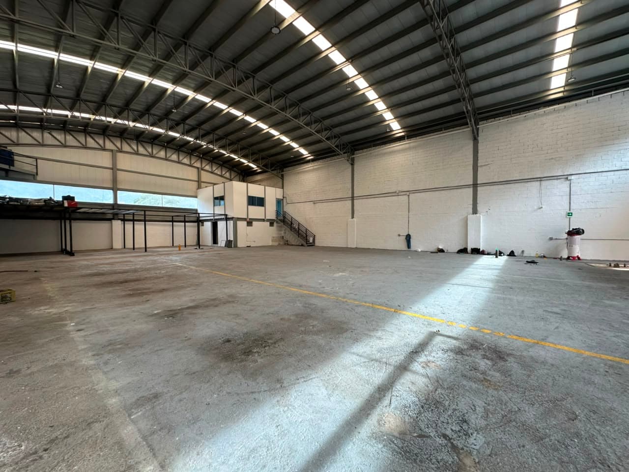 Bodega en arriendo en Caldas — foto 3 de 15