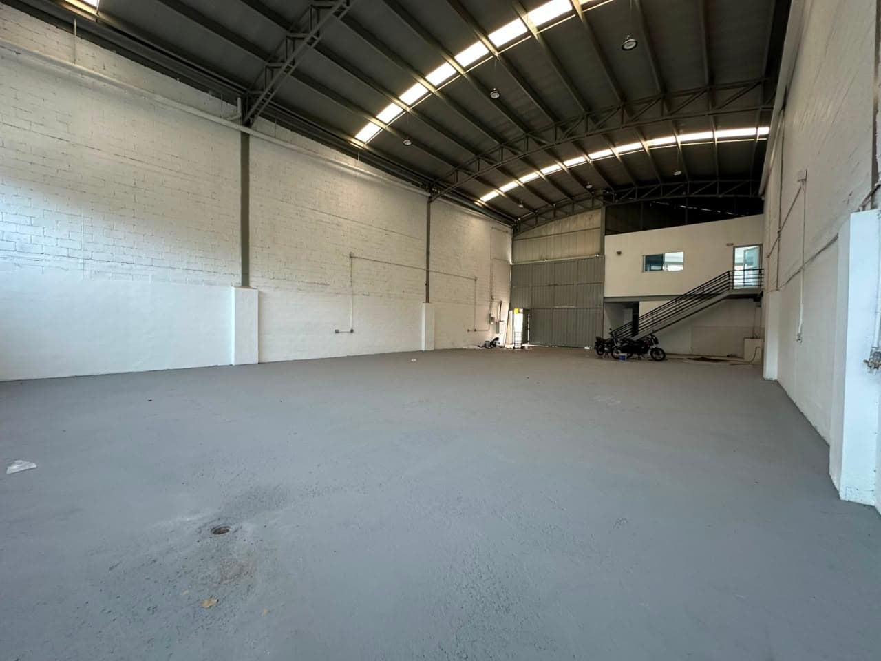 Bodega en arriendo en Caldas — foto 1 de 14