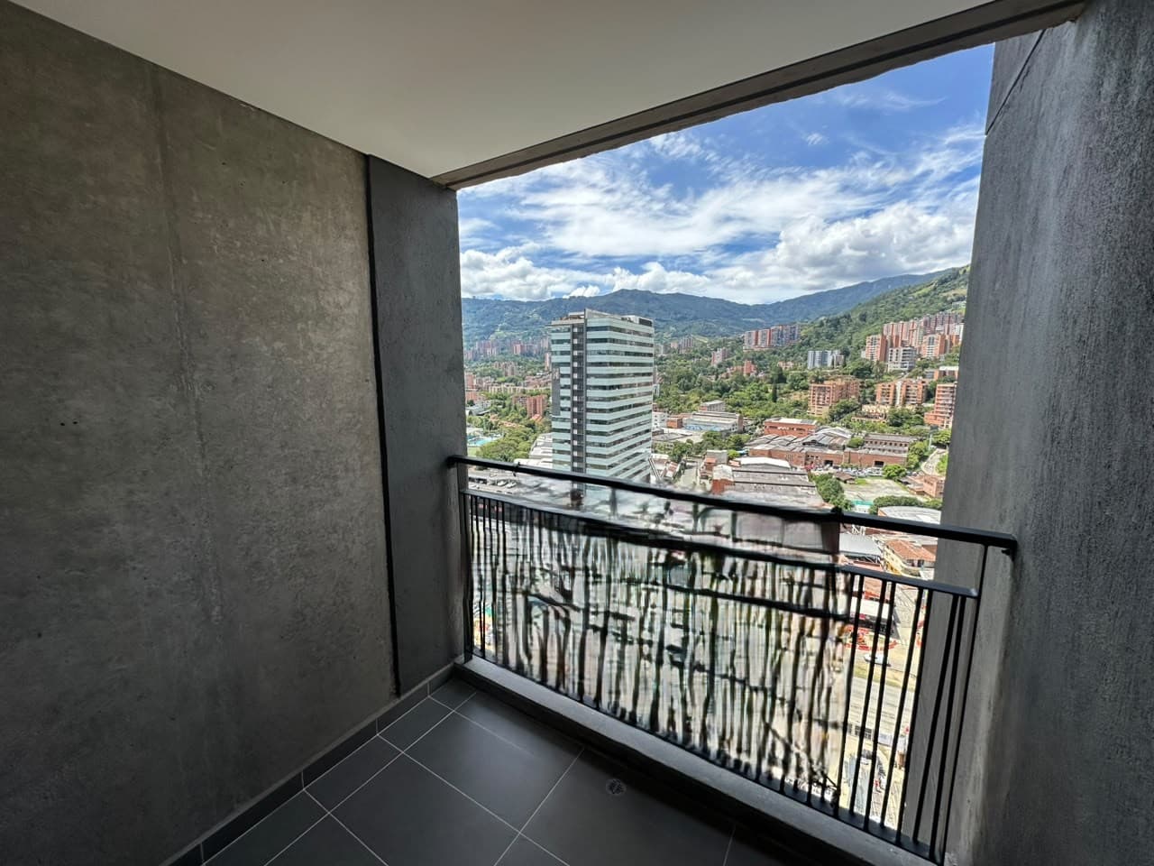 Apartamento en arriendo en Las Vegas, Envigado — foto 2 de 17