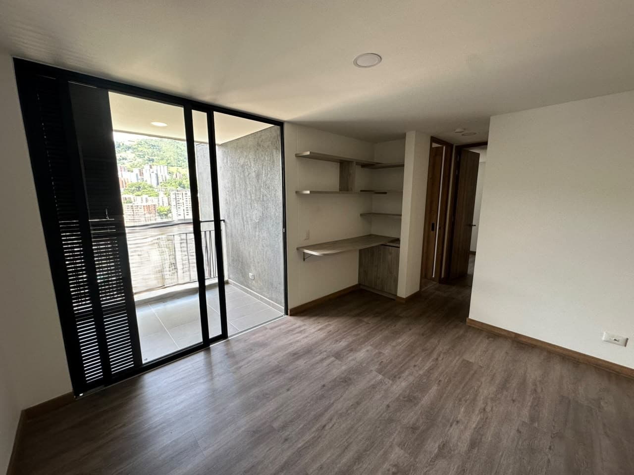 Apartamento en arriendo en Las Vegas, Envigado — foto 3 de 17