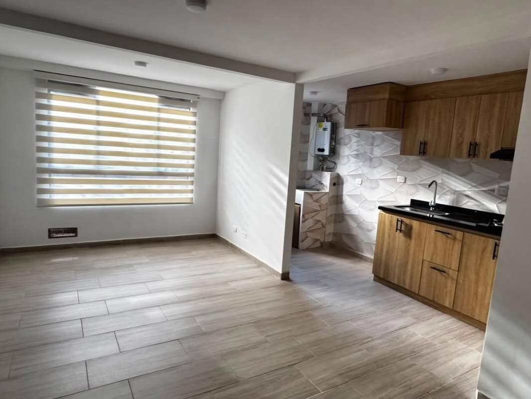 Apartamento en arriendo en Soacha — foto 1 de 14