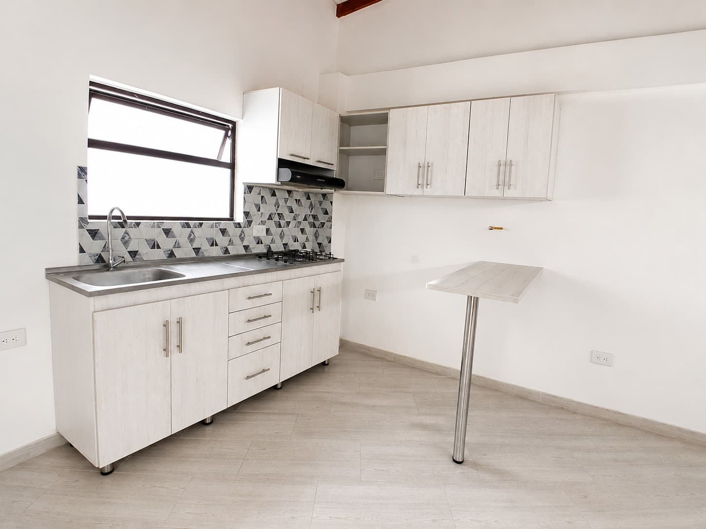 Apartaestudio en arriendo en La Nubia, Belen, Medellín — foto 1 de 12