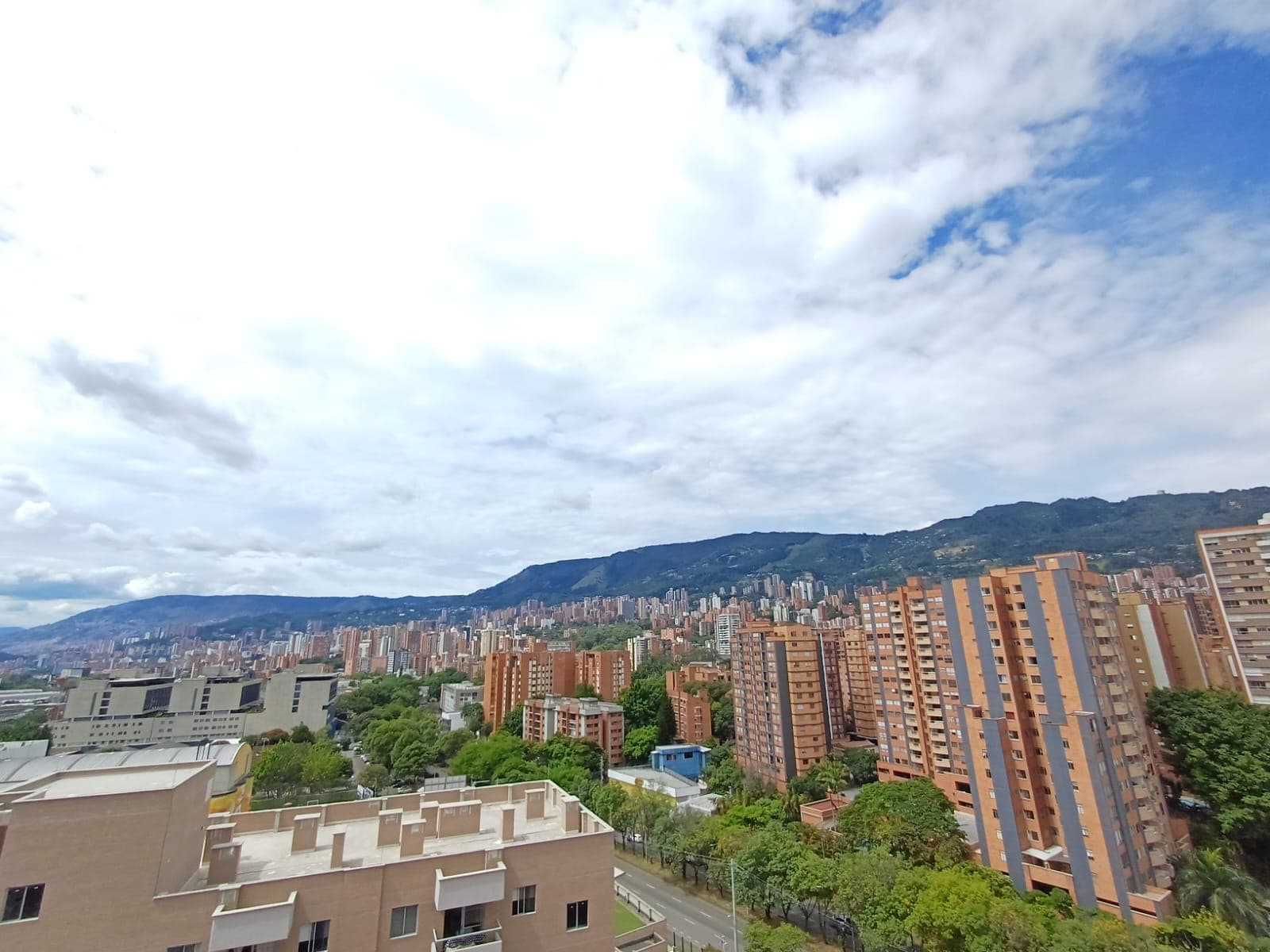 Apartamento en arriendo en Las Vegas, Envigado — foto 1 de 20