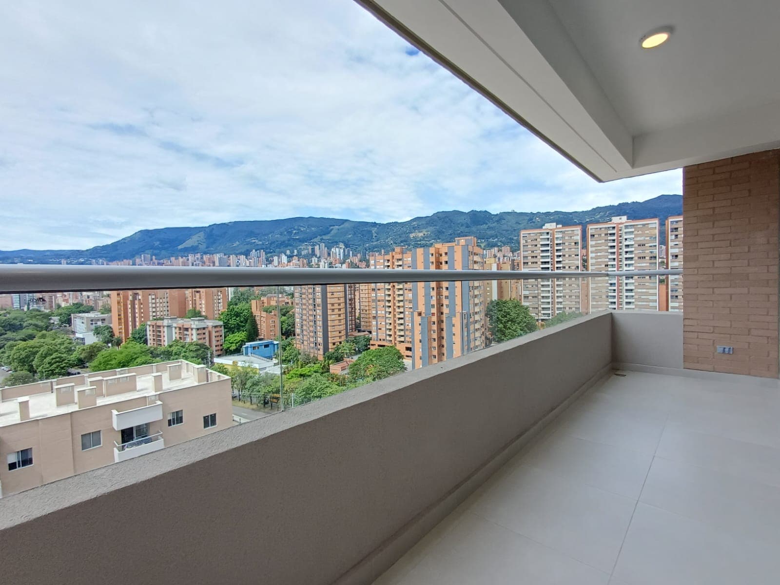 Apartamento en arriendo en Las Vegas, Envigado — foto 2 de 20