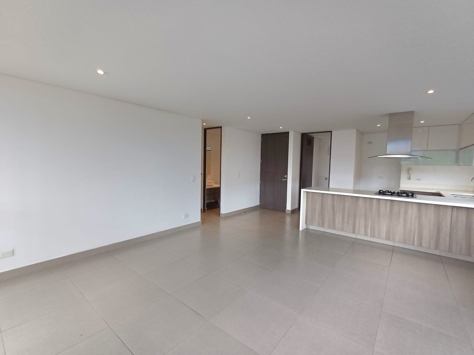 Apartamento en arriendo en Santa María De Los Ángeles, Poblado, Medellín — foto 5 de 20