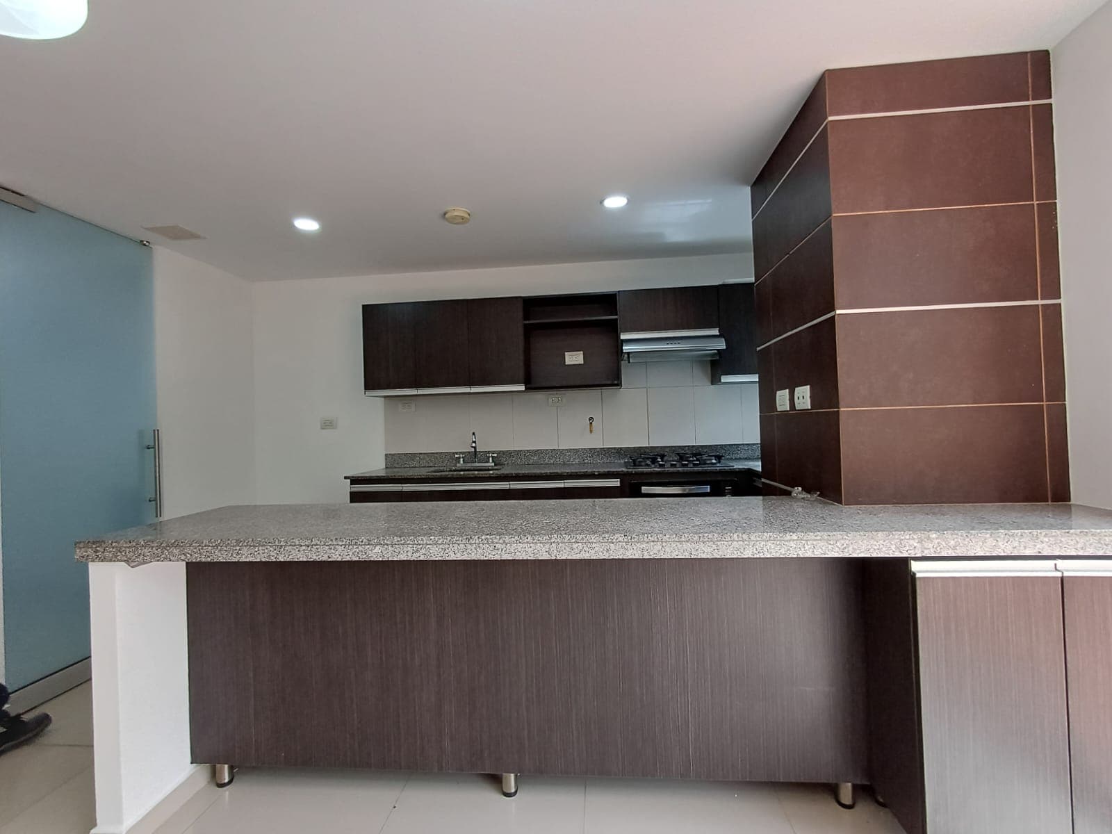 Apartamento en arriendo en Loma Del Chocho, Envigado — foto 1 de 20