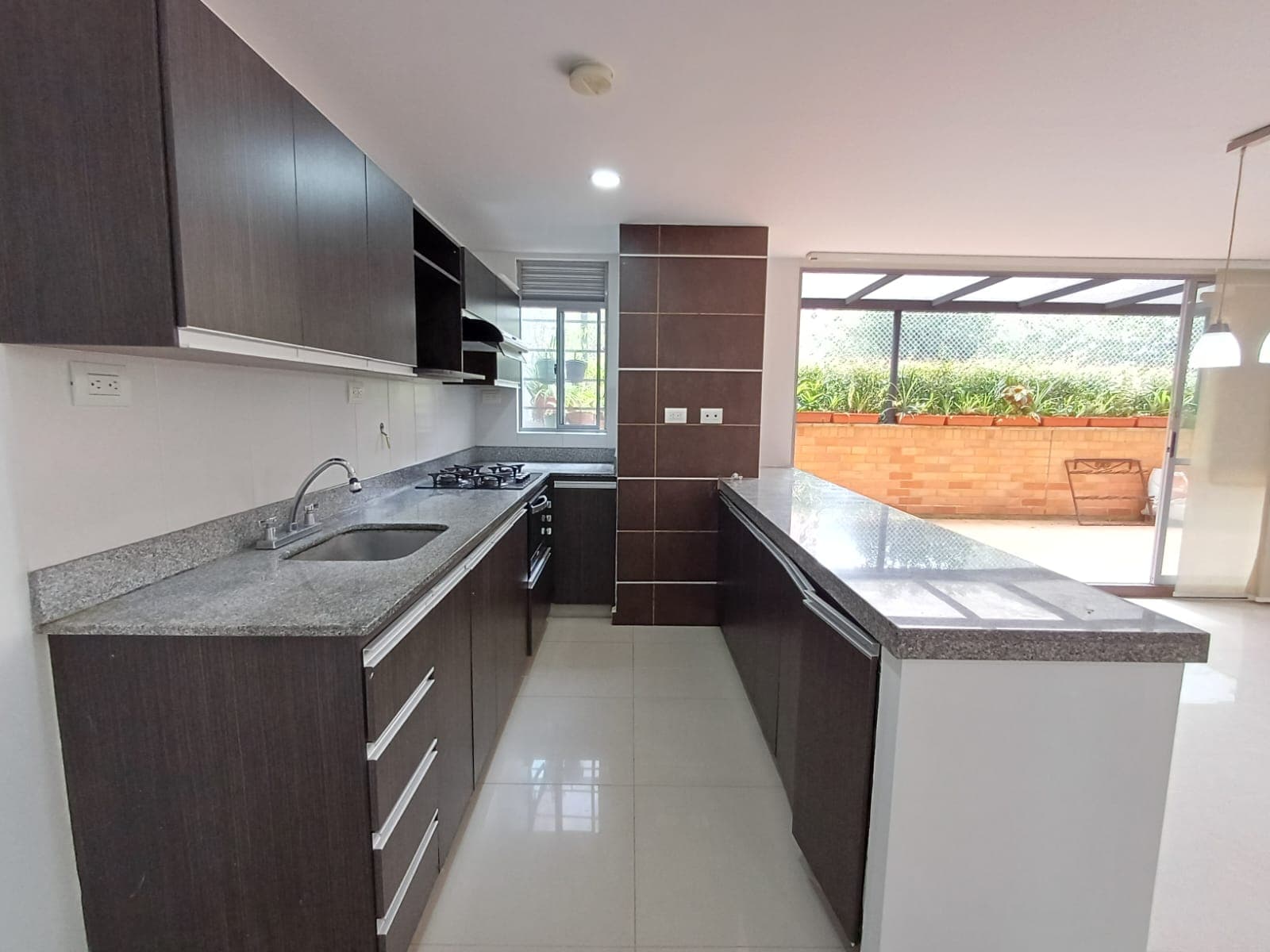 Apartamento en arriendo en Loma Del Chocho, Envigado — foto 2 de 20