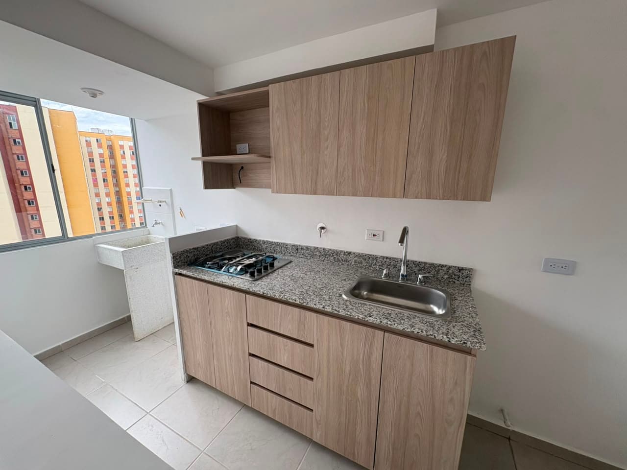 Apartamento en arriendo en La Cuenca, Envigado — foto 5 de 16