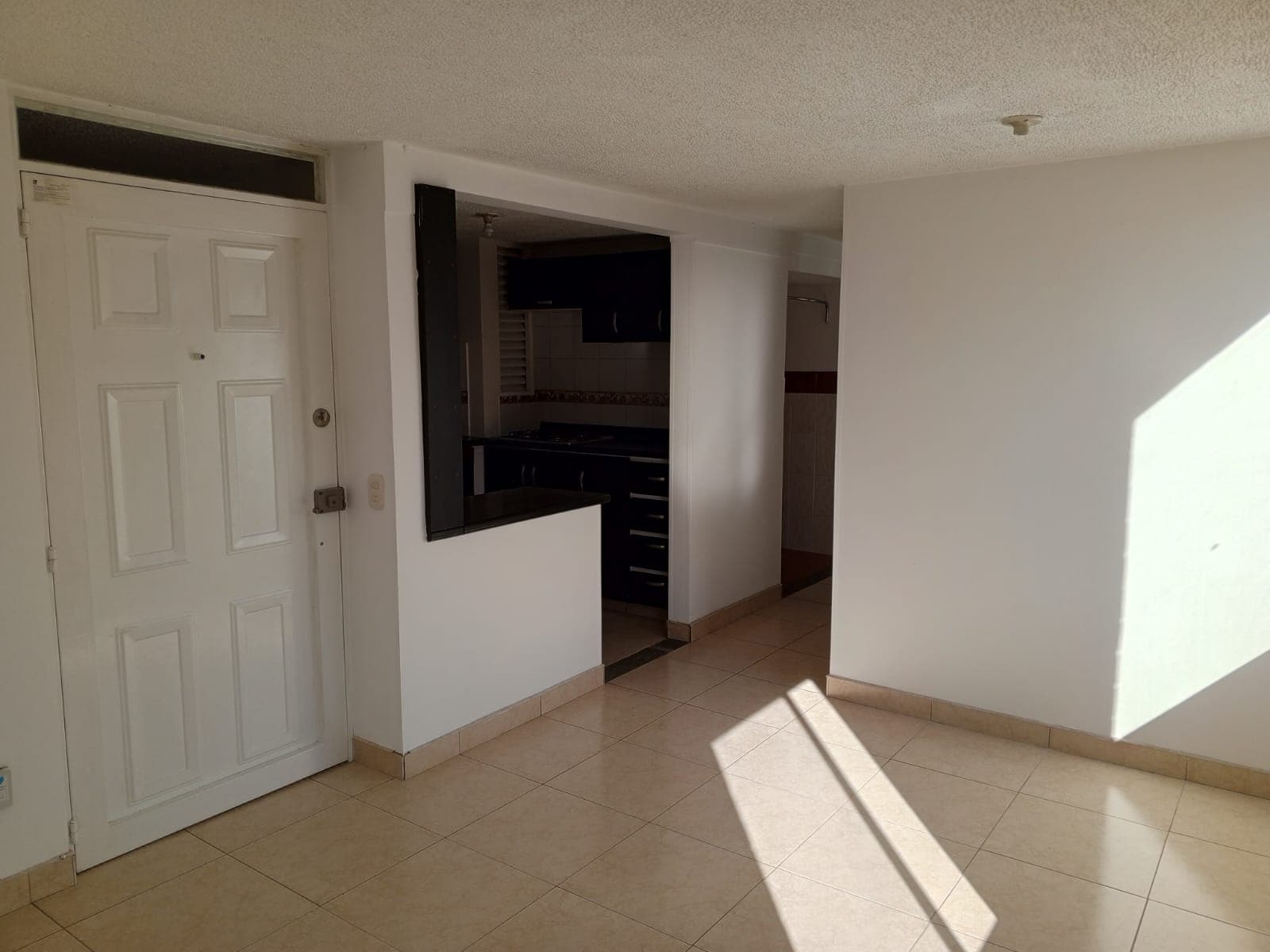 Apartamento en arriendo en Hogares, Soacha — foto 4 de 20
