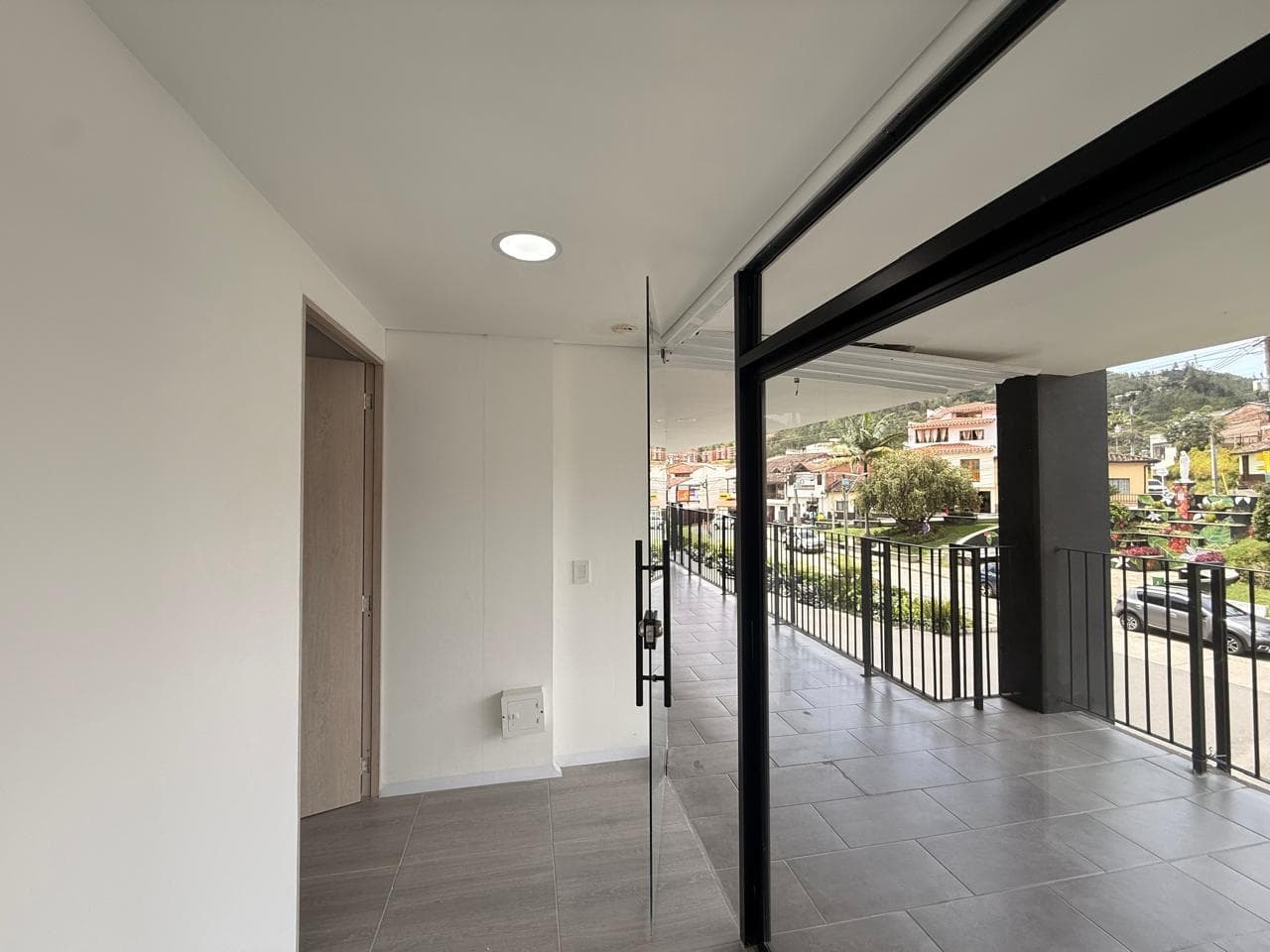 Local en arriendo en Retiro — foto 3 de 14