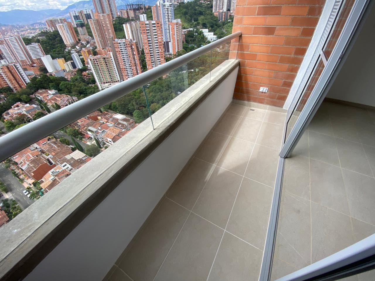 Apartamento en arriendo en San Jose, Sabaneta — foto 2 de 20