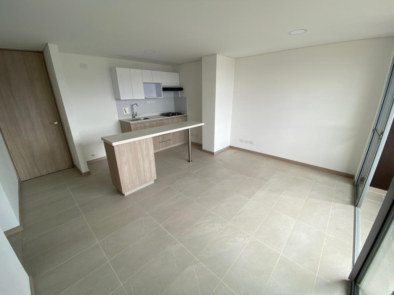 Apartamento en arriendo en San Jose, Sabaneta — foto 3 de 20
