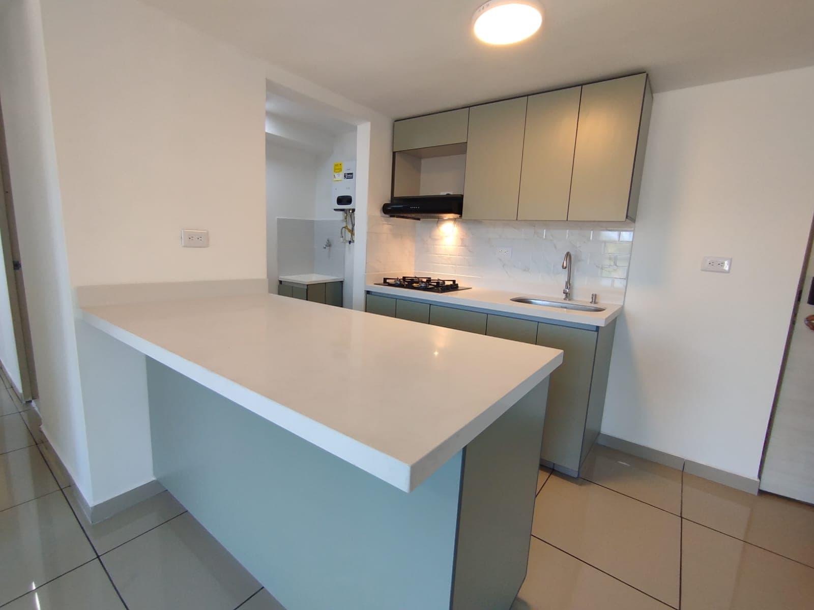 Apartamento en arriendo en Bello — foto 2 de 15