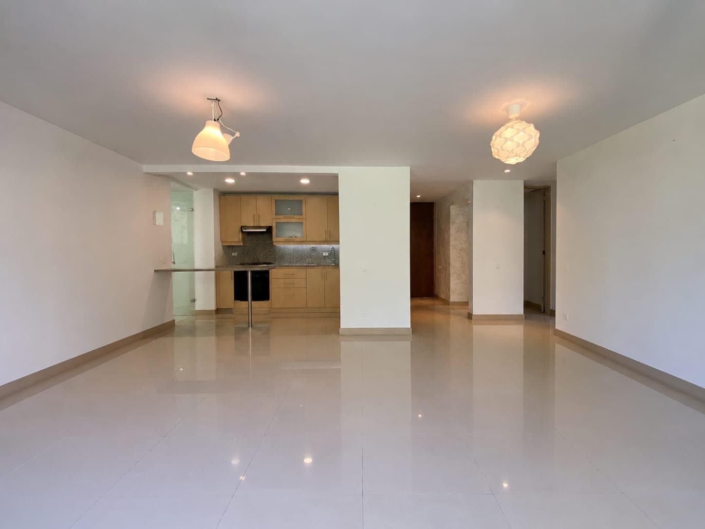 Apartamento en arriendo en La Calera, Poblado, Medellín — foto 5 de 20