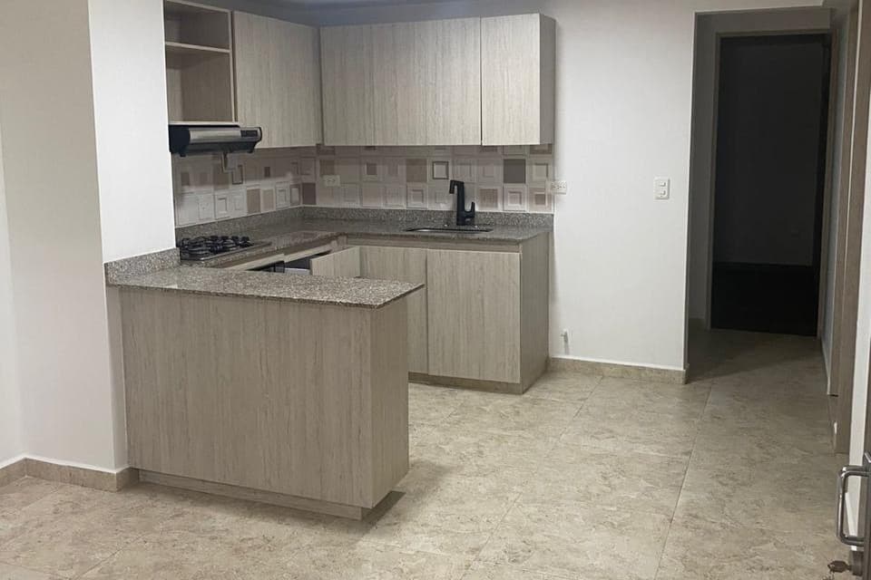 Apartamento en arriendo en La Nubia, Belen, Medellín — foto 1 de 18