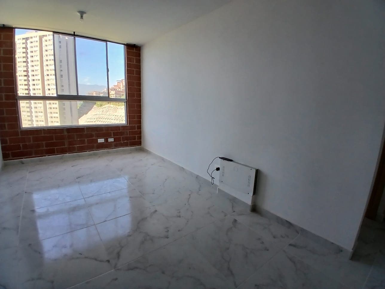 Apartamento en arriendo en Calasanz Parte Alta, La America, Medellín — foto 2 de 13