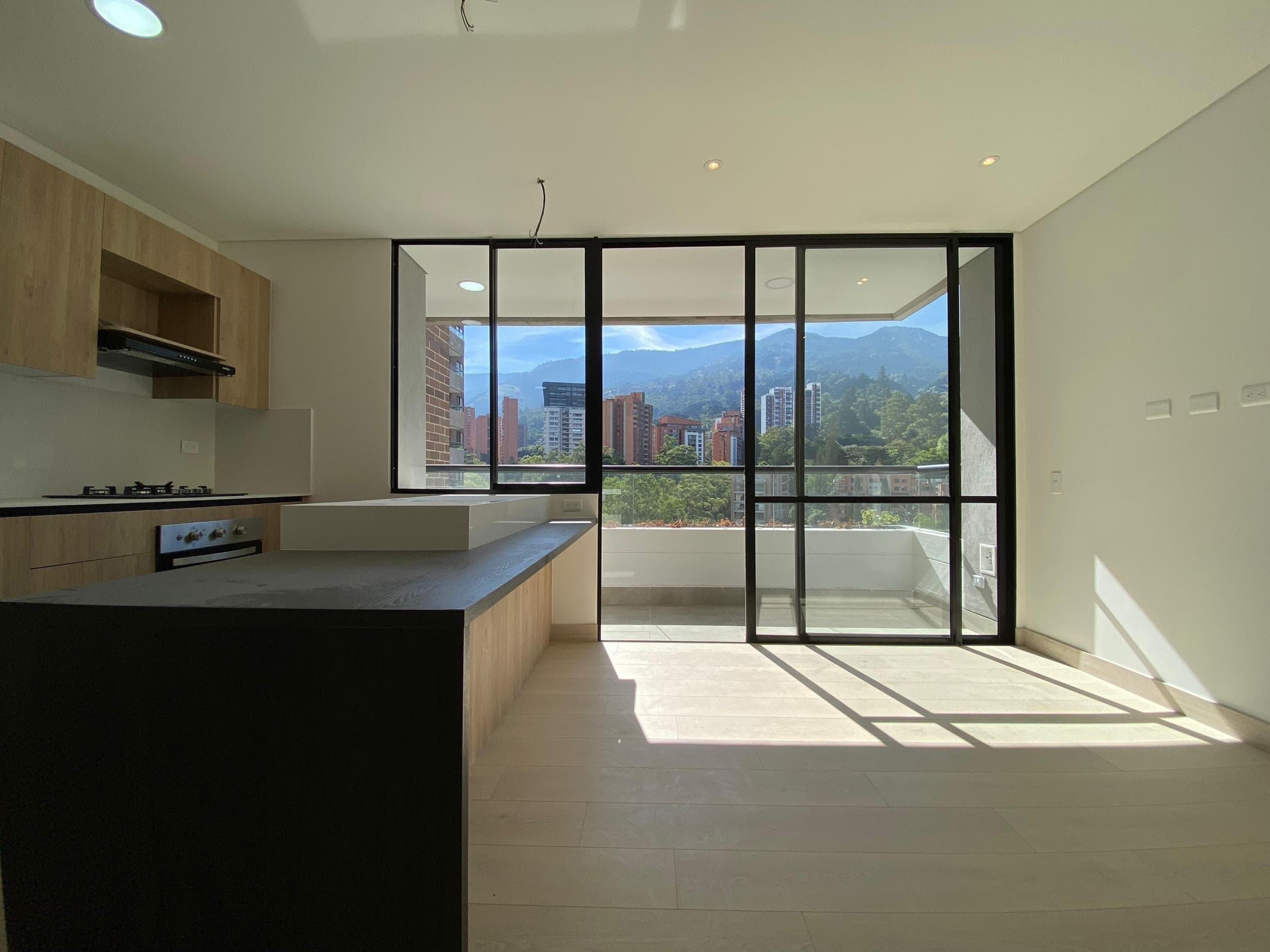 Apartamento en arriendo en Los Balsos, Poblado, Medellín — foto 4 de 20