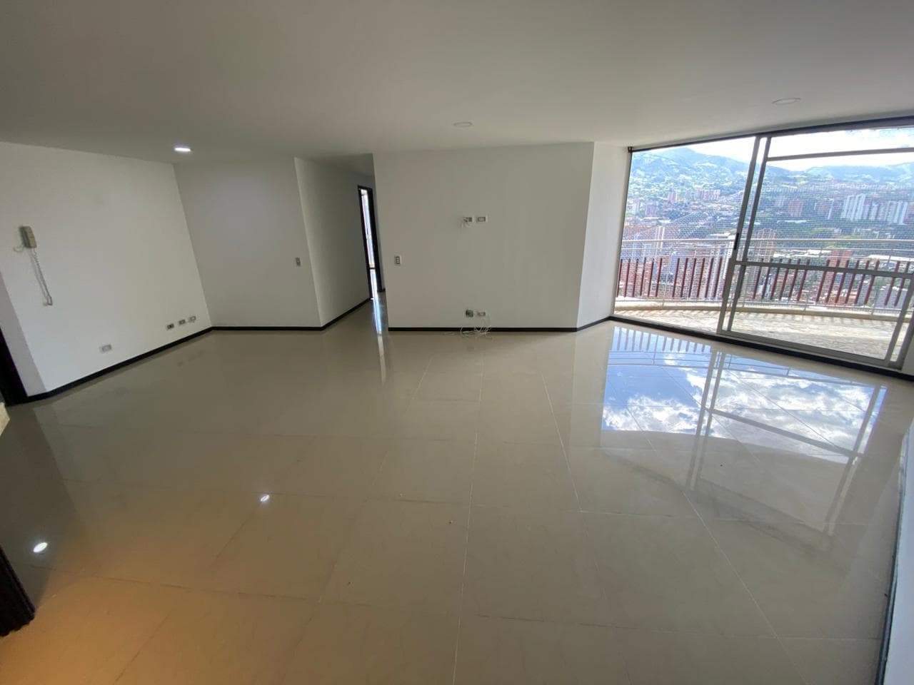 Apartamento en arriendo en Las Lomitas, Sabaneta — foto 5 de 20