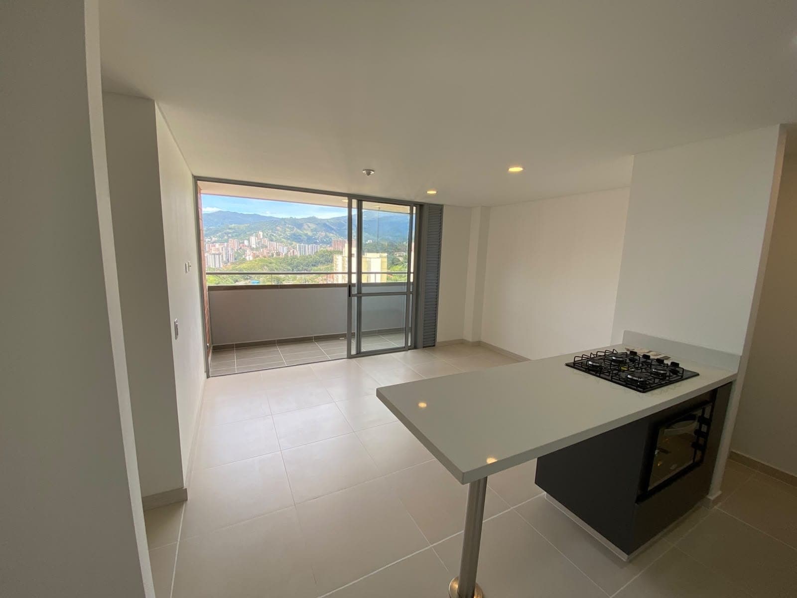 Apartamento en arriendo en La Estrella — foto 3 de 18