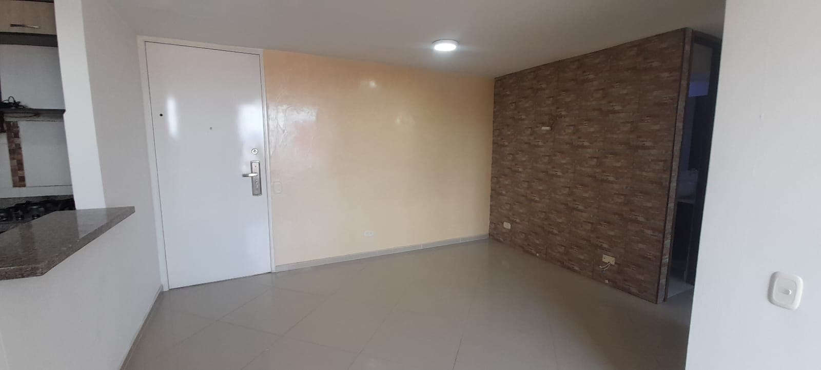 Apartamento en arriendo en Bello — foto 2 de 16