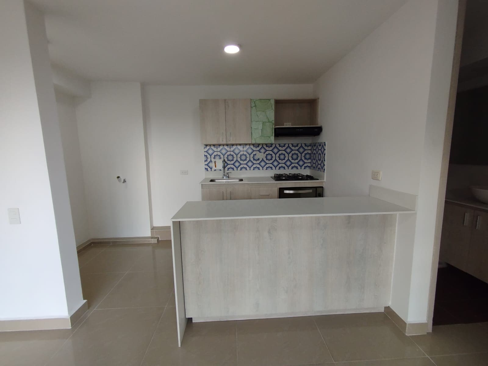 Apartamento en arriendo en El Guayabo, Itagui — foto 5 de 17