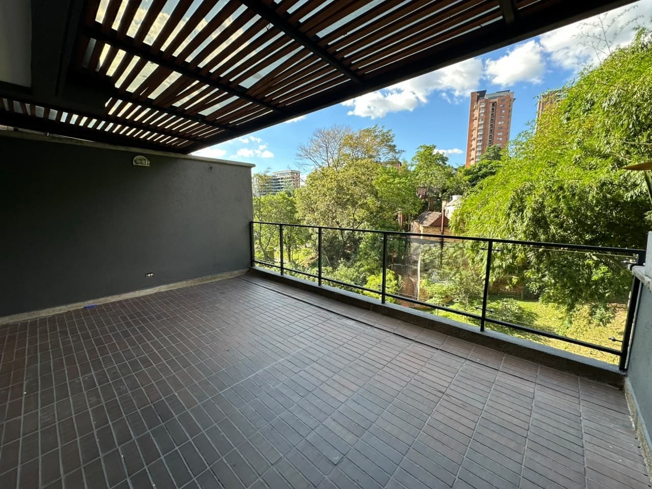 Apartamento en arriendo en El Esmeraldal, Envigado — foto 2 de 19