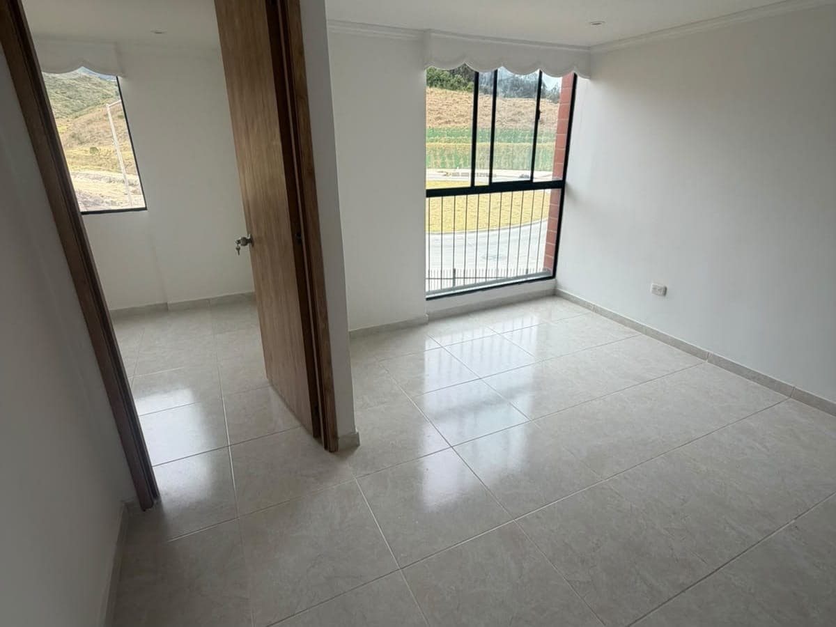 Apartamento en arriendo en Soacha — foto 4 de 14