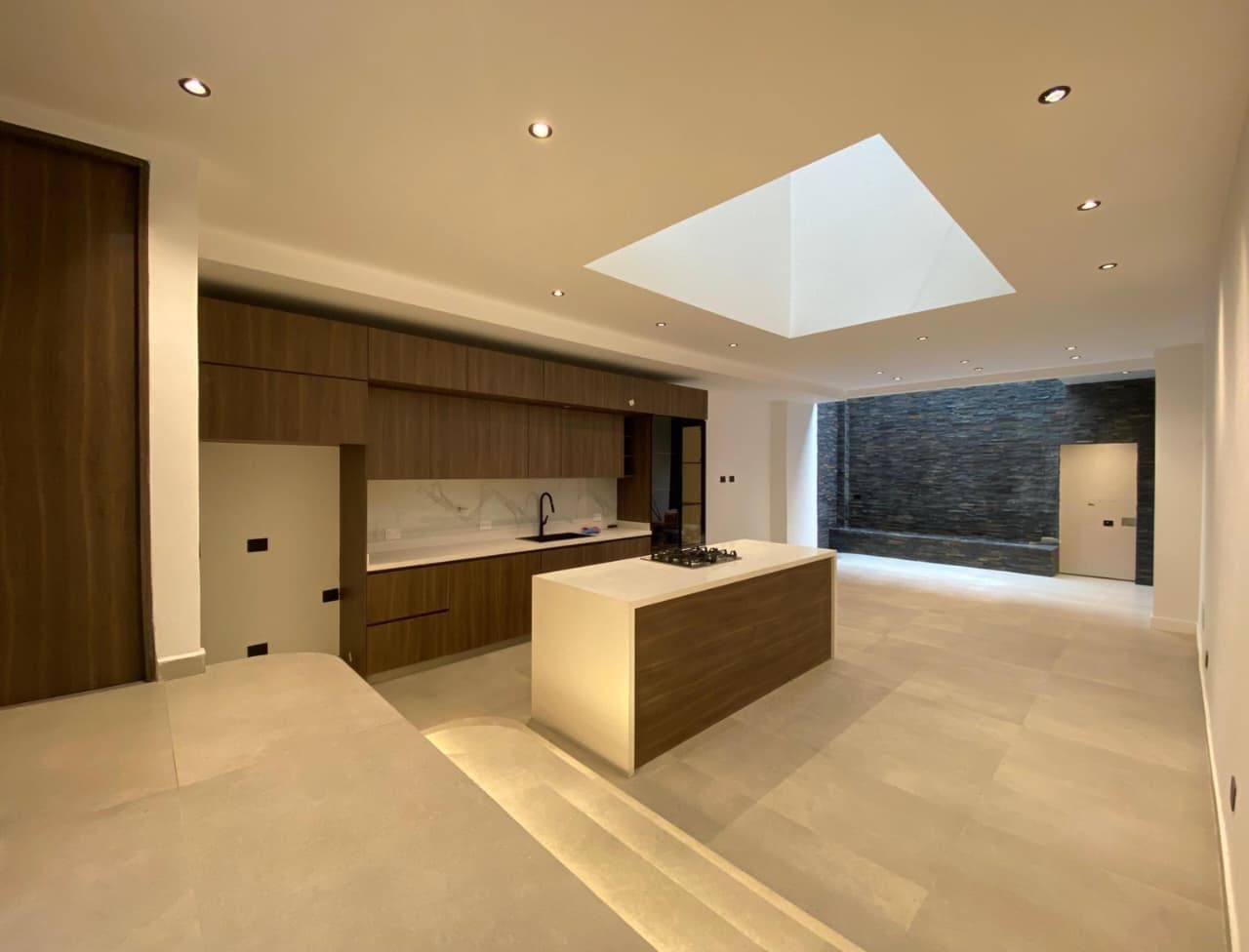 Casa Vivienda en arriendo en Los Balsos, Poblado, Medellín — foto 2 de 20