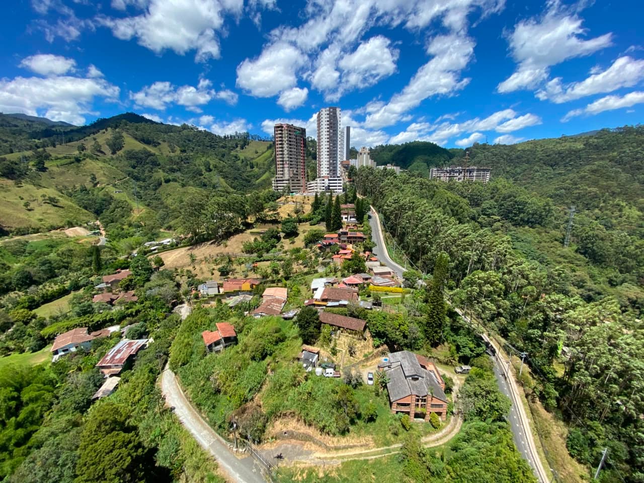 Apartamento en arriendo en San Jose, Sabaneta — foto 1 de 19