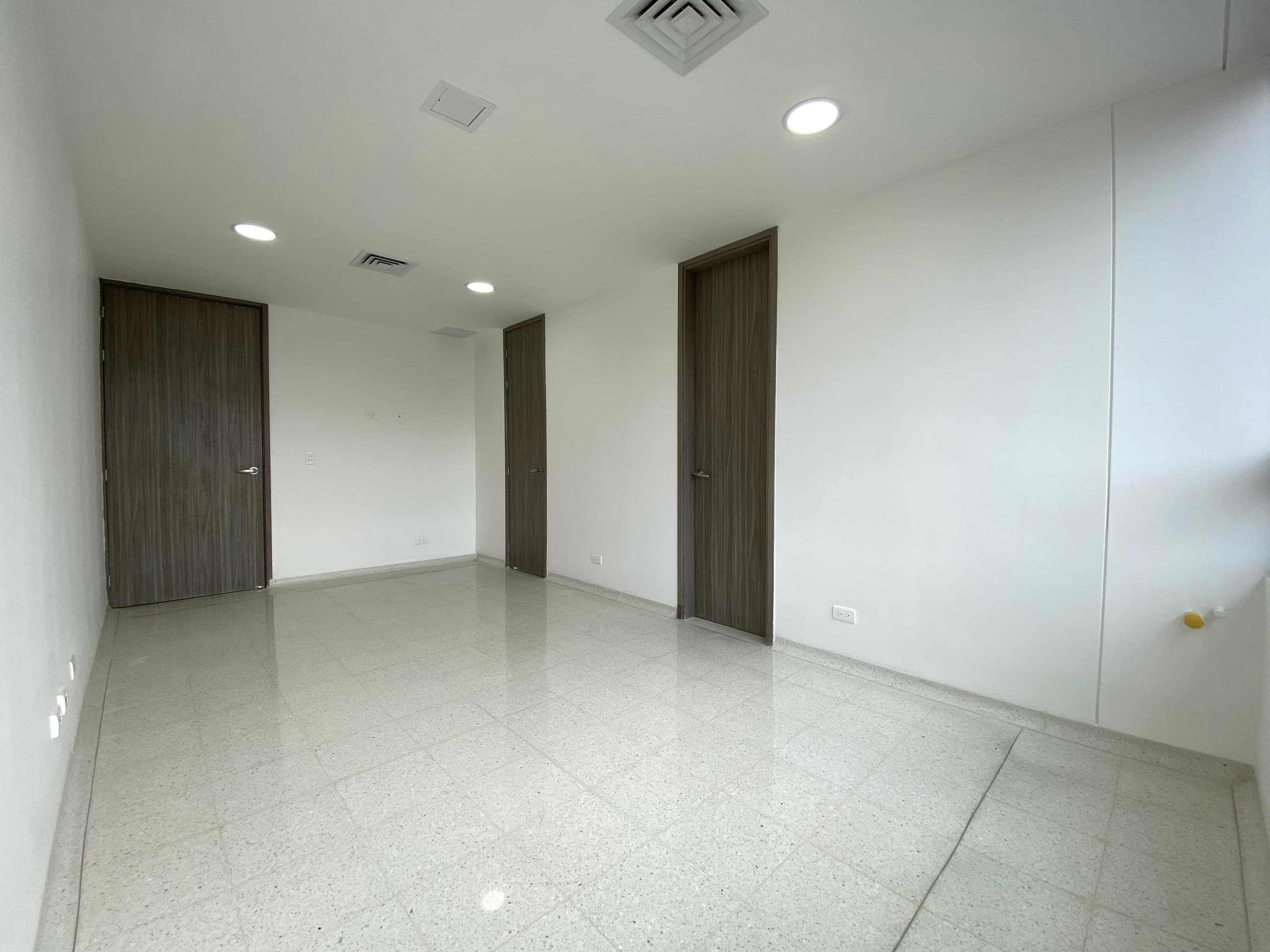 Oficina en arriendo en Ciudad Del Rio, Medellín — foto 5 de 12