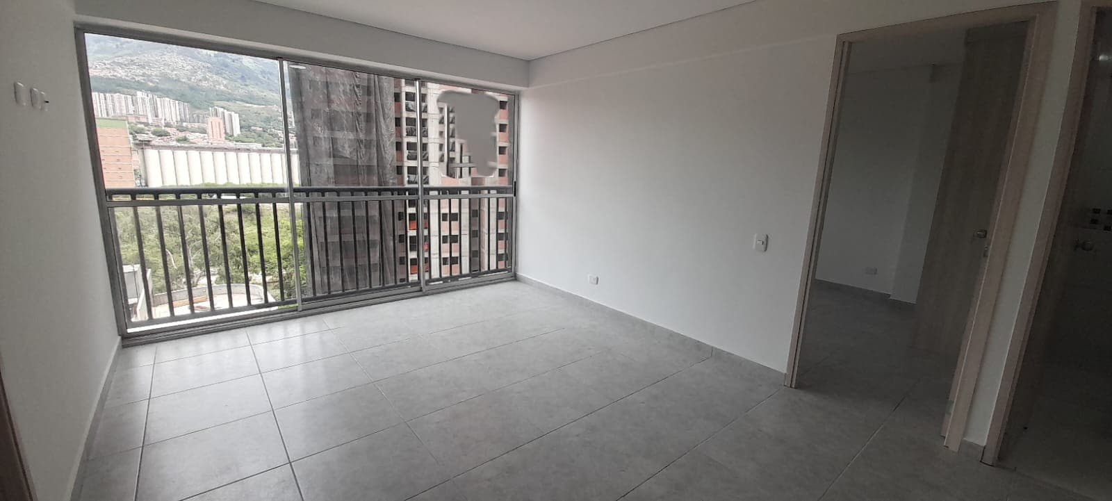 Apartamento en arriendo en Madera, Bello — foto 2 de 12