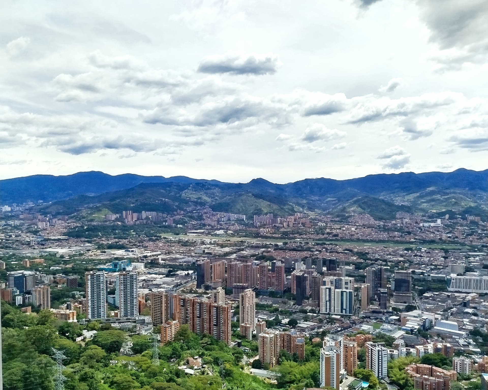 Apartamento en arriendo en Las Palmas M, Poblado, Medellín — foto 1 de 20
