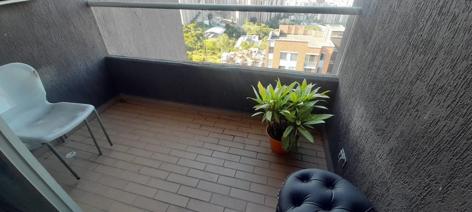 Apartamento en arriendo en Bello — foto 2 de 15