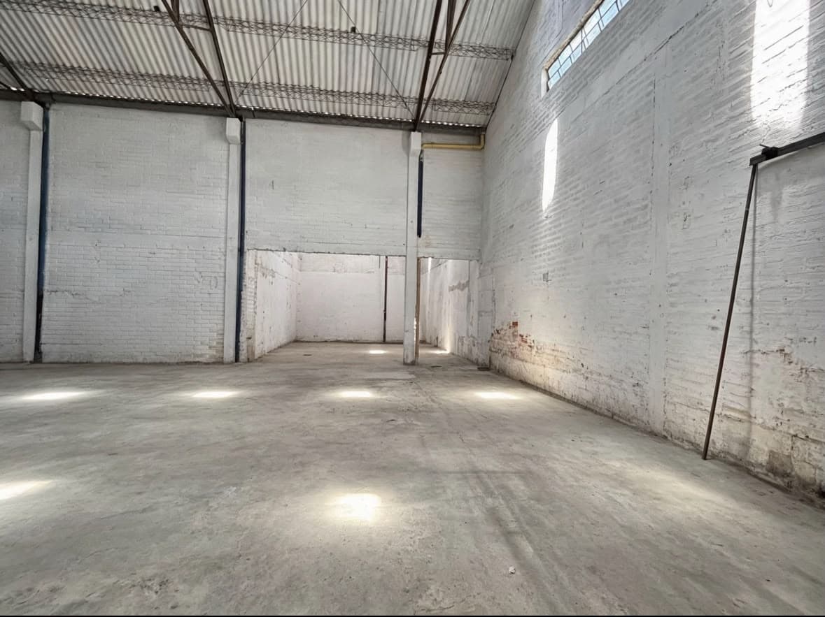 Bodega en arriendo en Guayabal, Belen, Medellín — foto 3 de 15