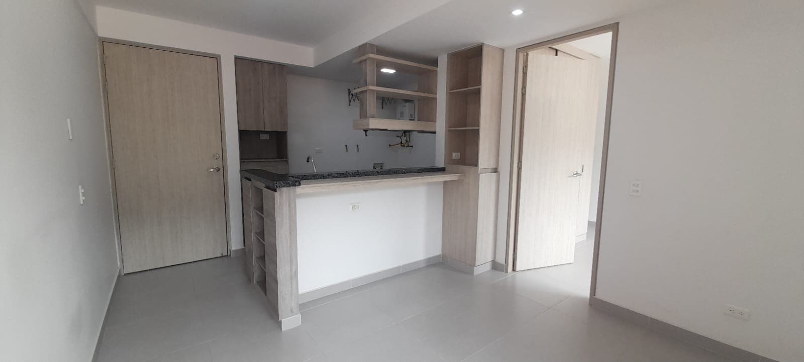 Apartaestudio en arriendo en Niquia, Bello — foto 3 de 12