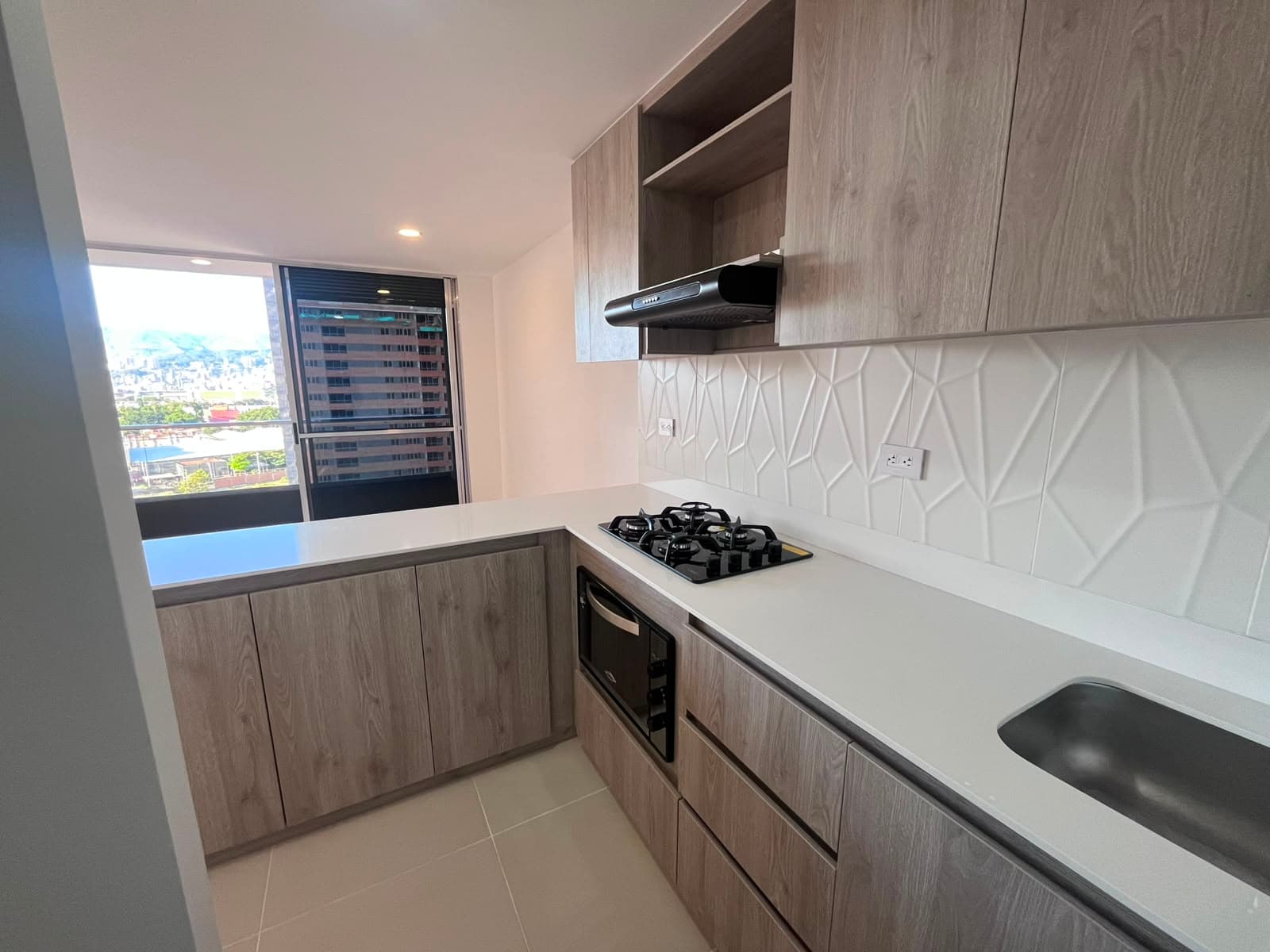 Apartamento en arriendo en Itagui — foto 4 de 15
