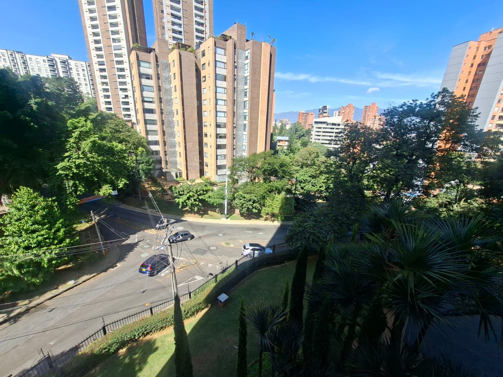 Apartamento en arriendo en El Tesoro, Poblado, Medellín — foto 2 de 14