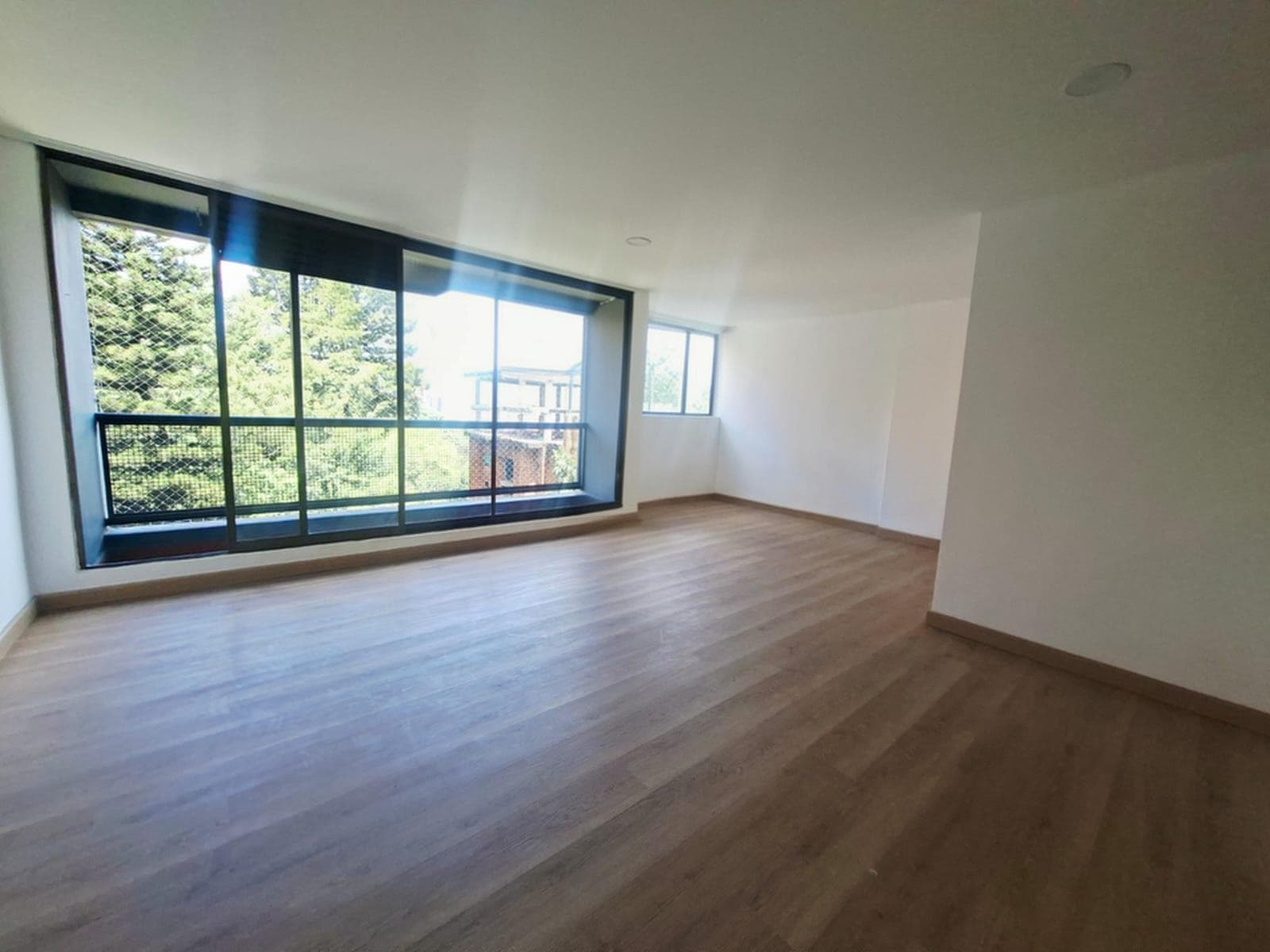 Apartamento en arriendo en El Tesoro, Poblado, Medellín — foto 4 de 16