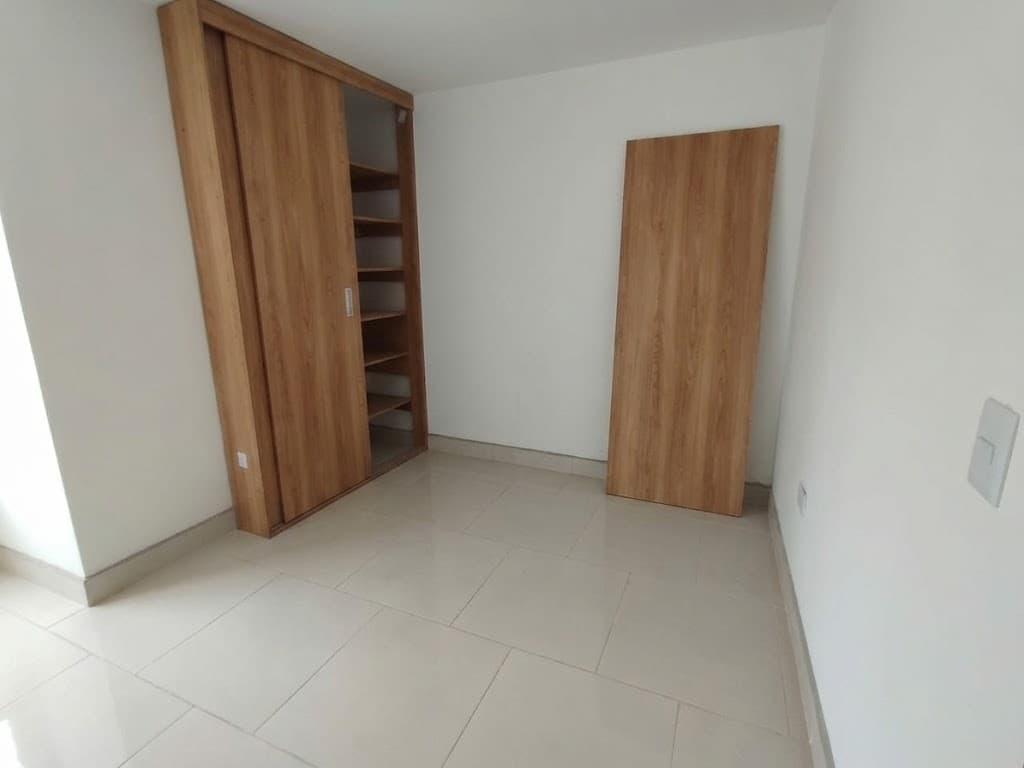 Apartamento en arriendo en Prado, Centro, Medellín — foto 4 de 12