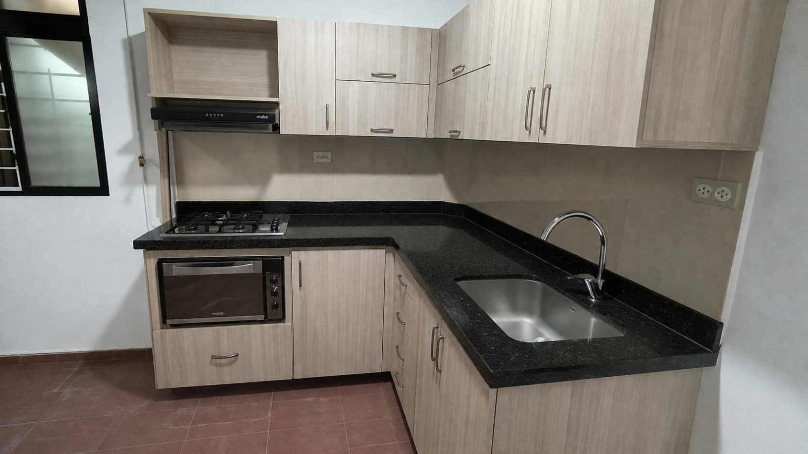 Apartamento en arriendo en El Salvador, Centro, Medellín — foto 3 de 19