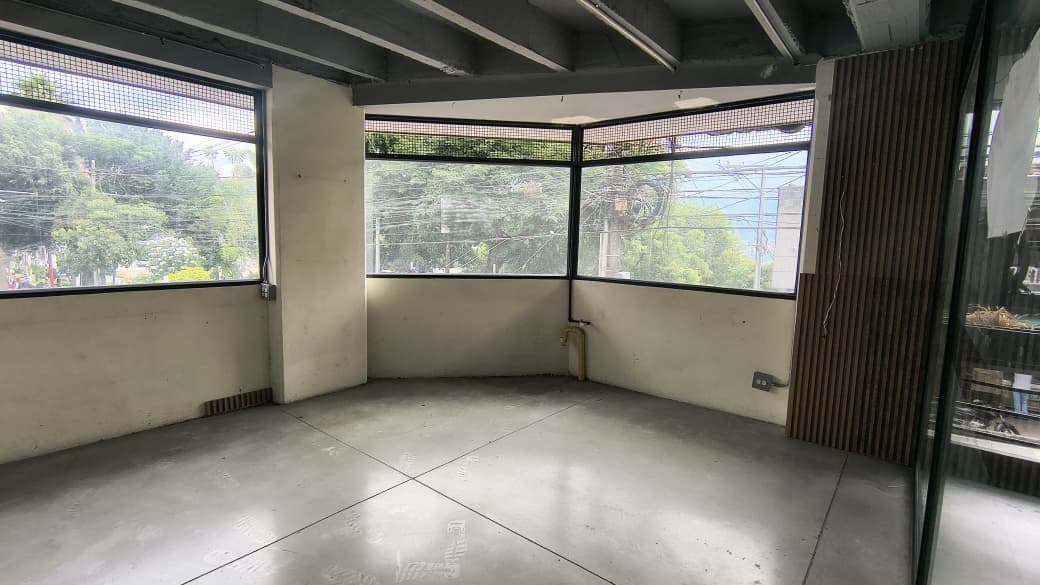 Local en arriendo en Manrique, Centro, Medellín — foto 2 de 13