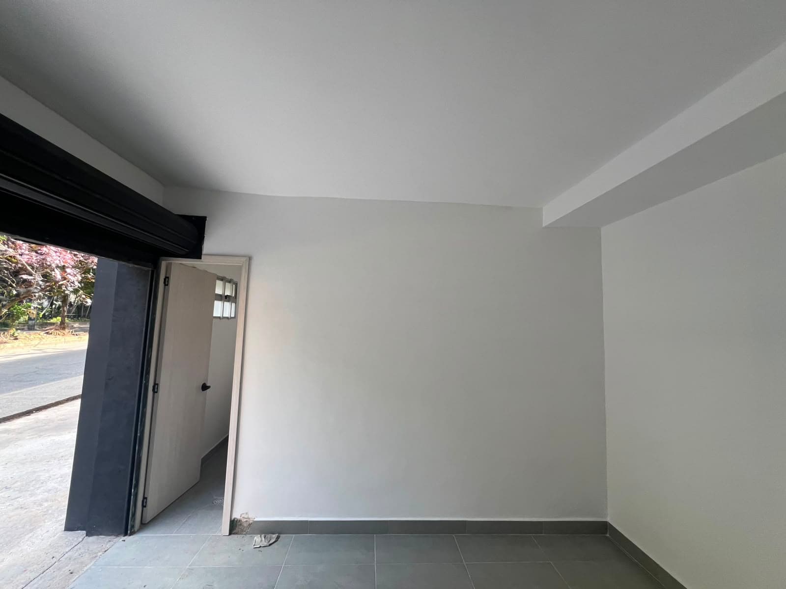 Local en arriendo en Bolivariana, Laureles, Medellín — foto 3 de 12
