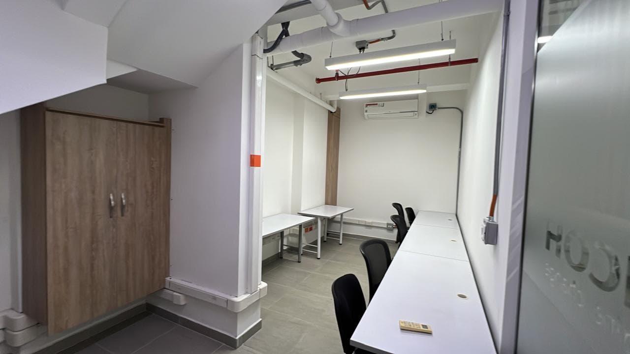 Oficina en arriendo en Ciudad Del Rio, Medellín — foto 2 de 12