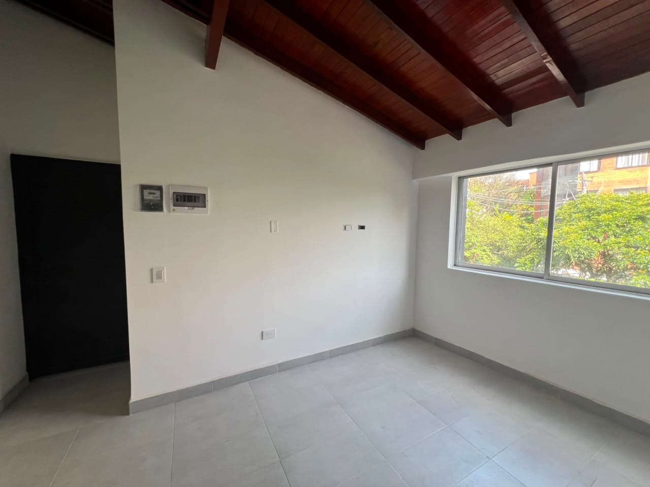 Apartaestudio en arriendo en Bolivariana, Laureles, Medellín — foto 3 de 17