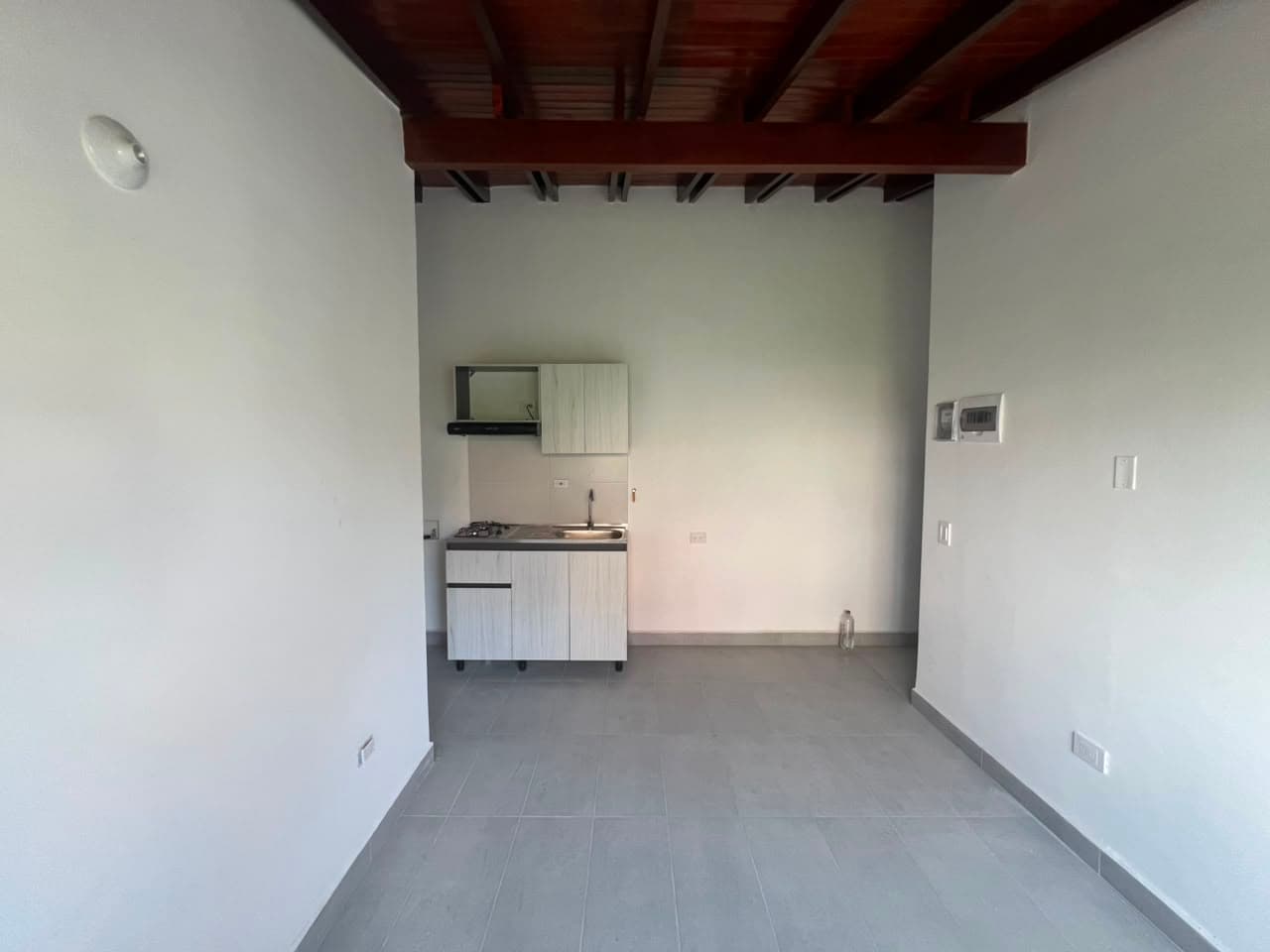 Apartaestudio en arriendo en Bolivariana, Laureles, Medellín — foto 4 de 17