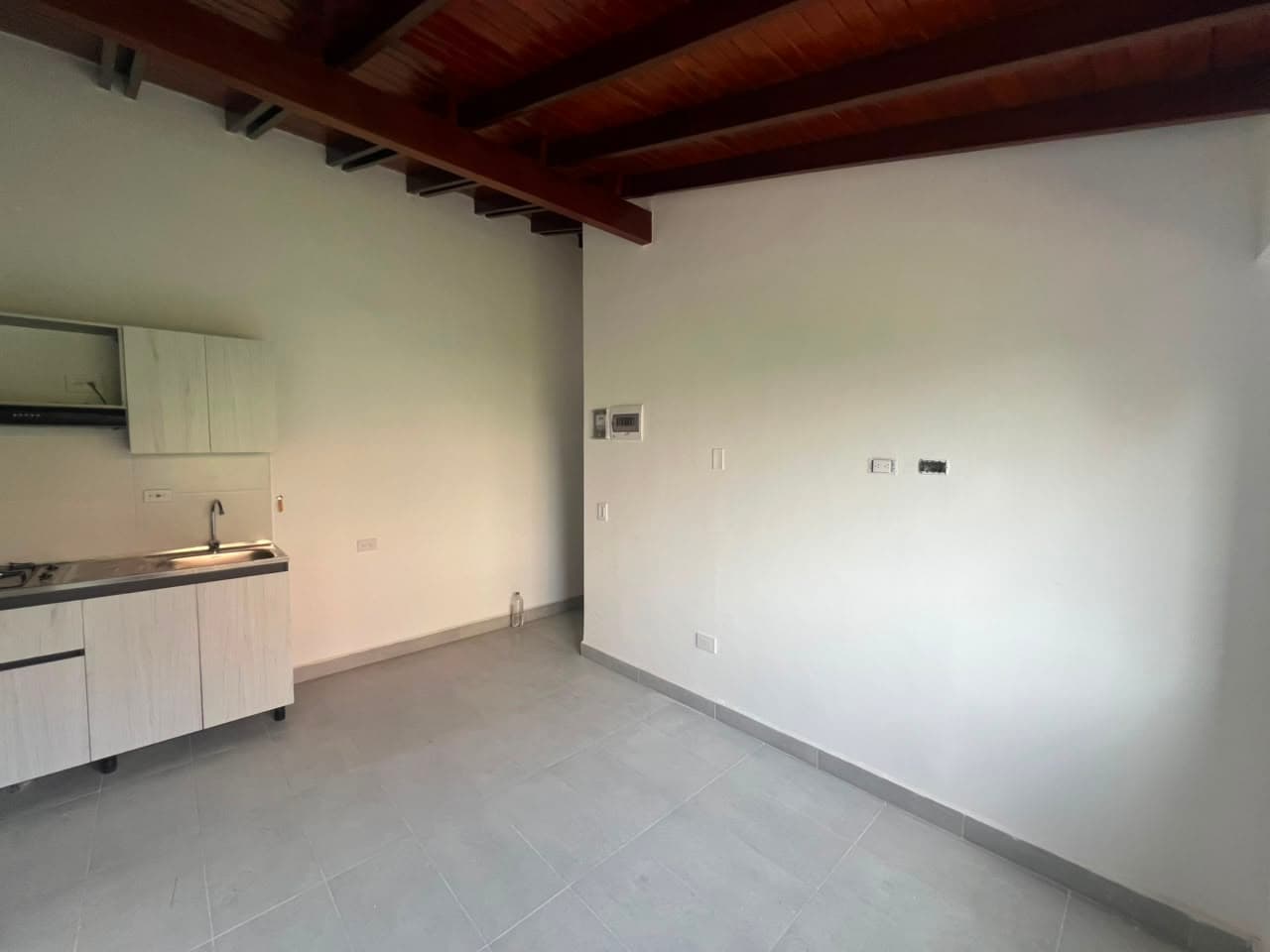 Apartaestudio en arriendo en Bolivariana, Laureles, Medellín — foto 5 de 17