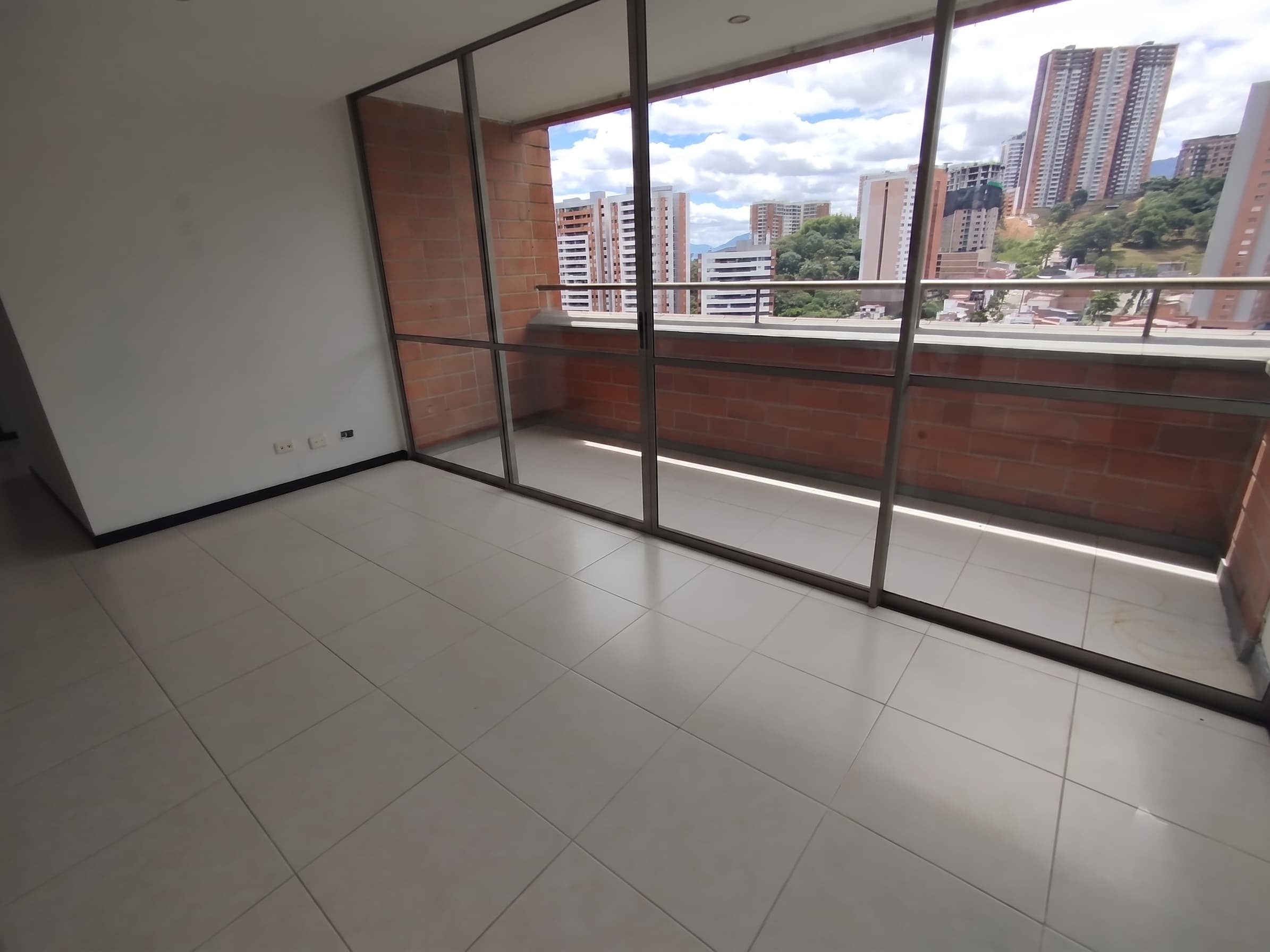 Apartamento en arriendo en Sabaneta — foto 3 de 20