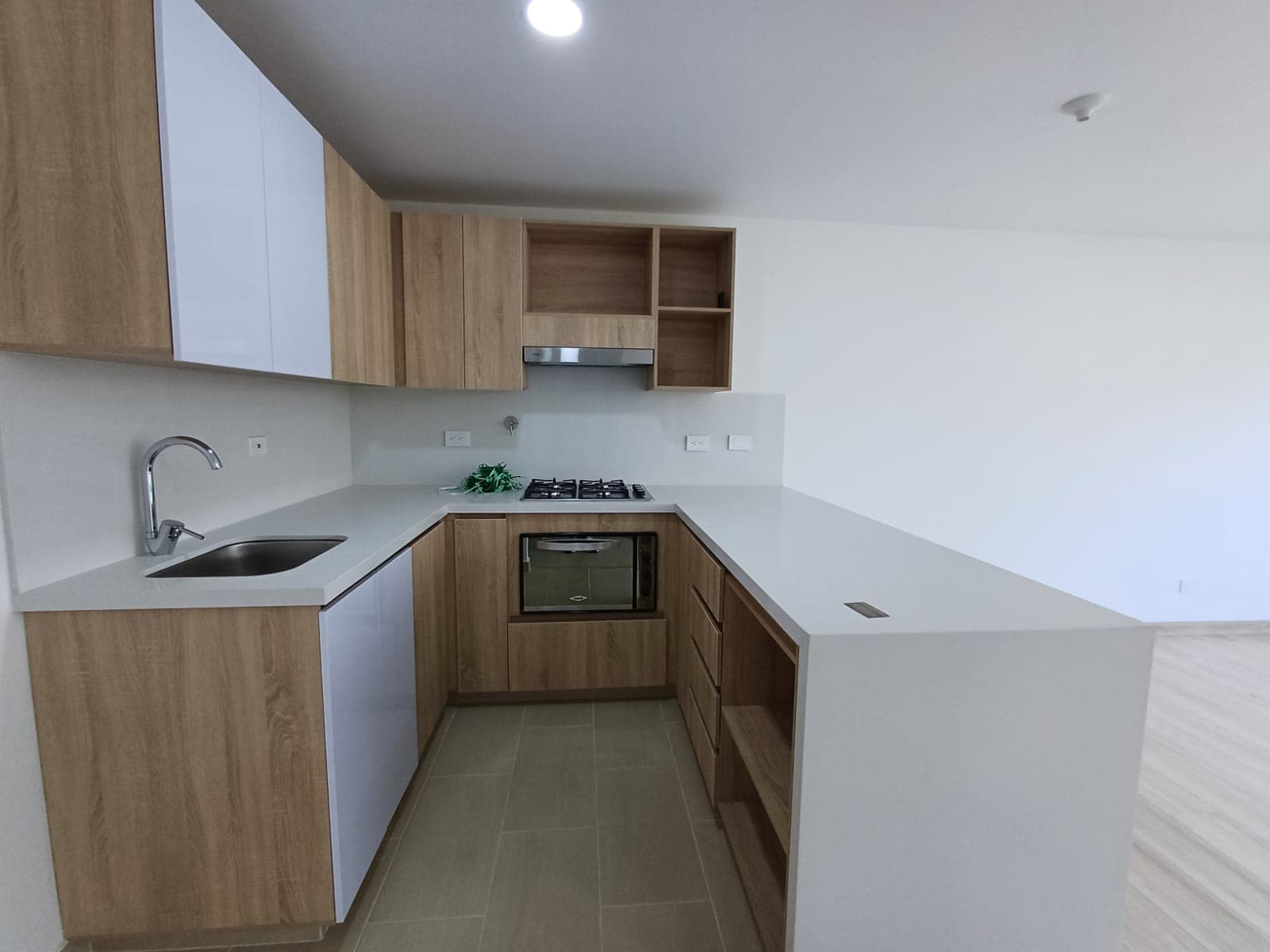 Apartamento en arriendo en Camino Verde, Envigado — foto 4 de 19