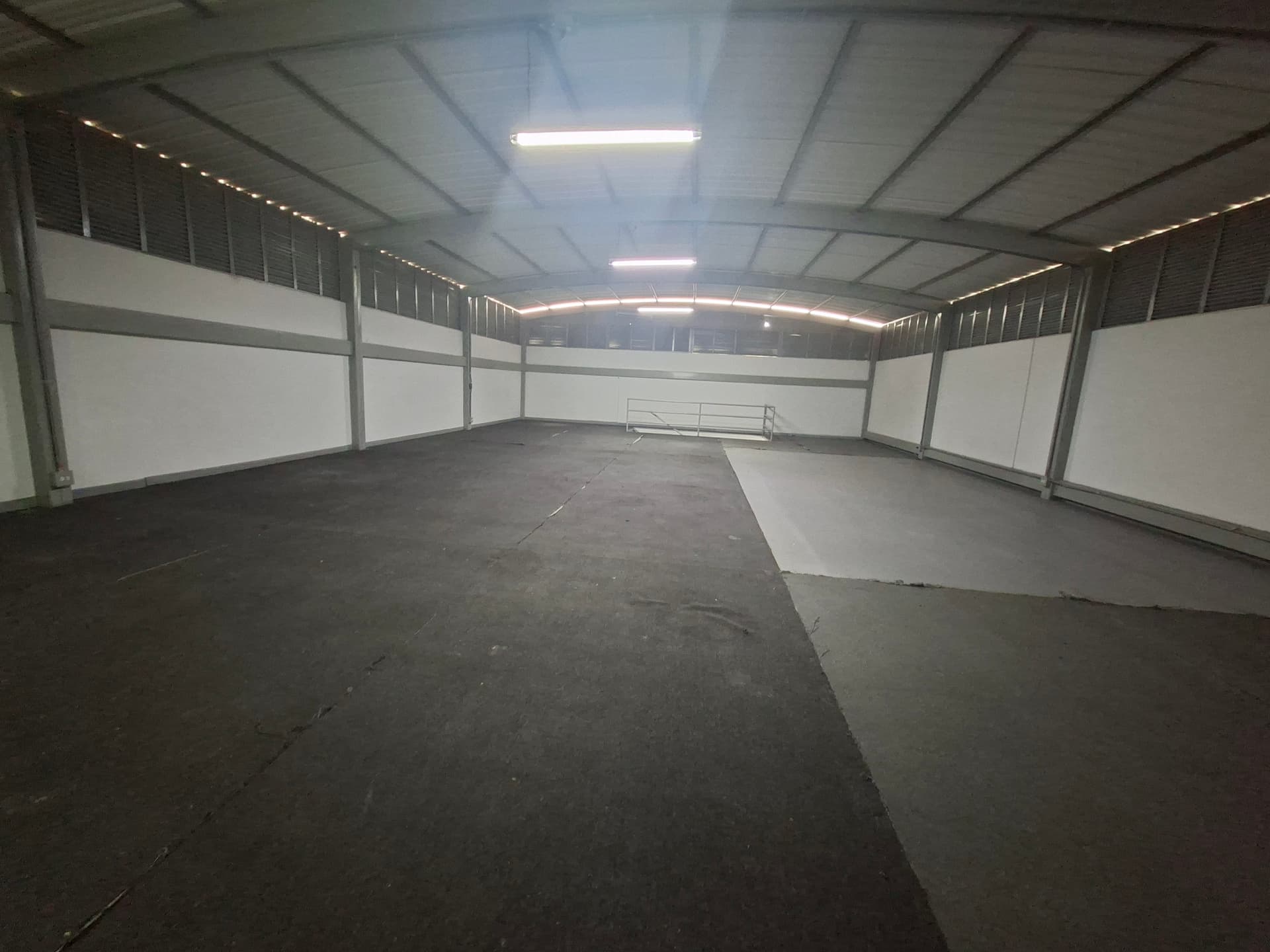 Bodega en arriendo en Centro De La Moda, Itagui — foto 1 de 20